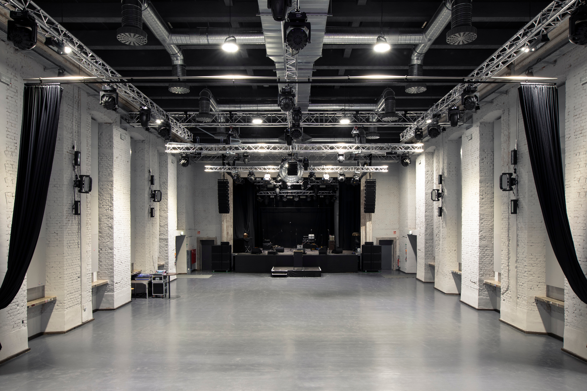 20190213 Saal Blick Zur Bühne Fotograf Simeon Johnke 2000x1333 29