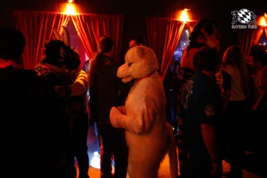 BFD2 0064 von Miu Luna