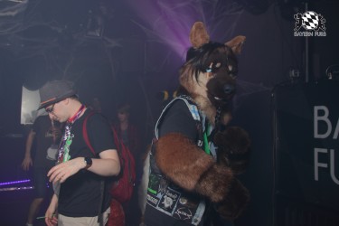 BFD9 0154 von Sidney Kenson